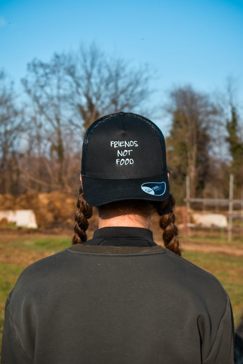 Berretto con Visiera e Scritta